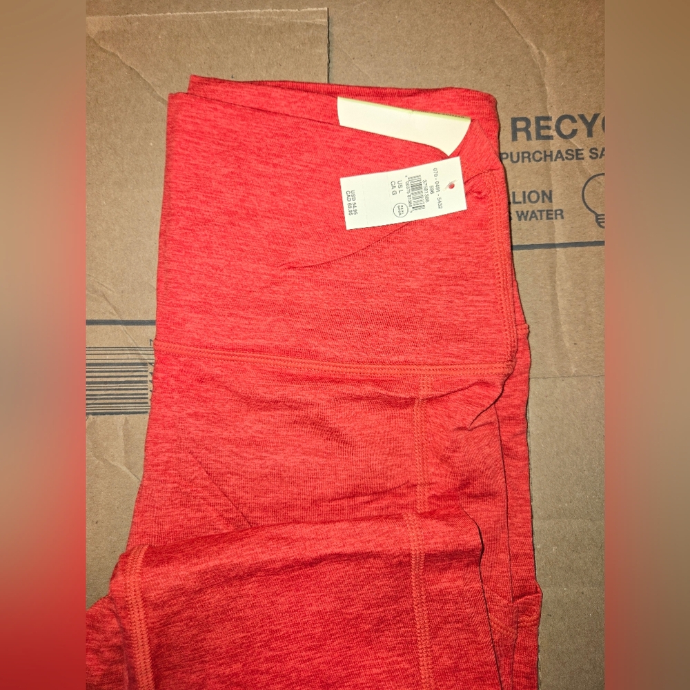 Offline By Aerie The Hugger High Waisted Pocket Legging - L - Holiday Red - NWT